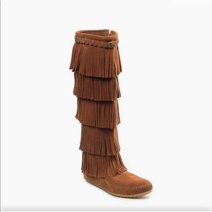 Minnetonka 5 layer fringe boots